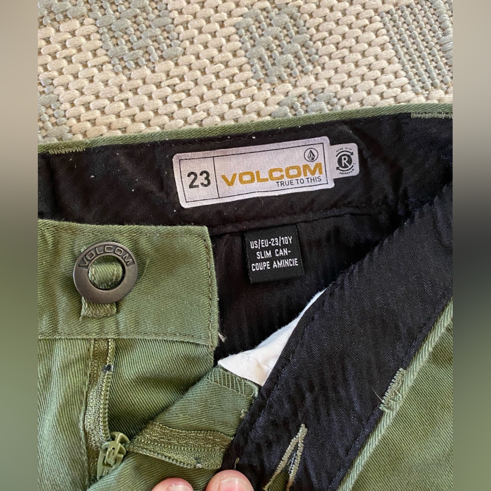 Volcom boys olive pants